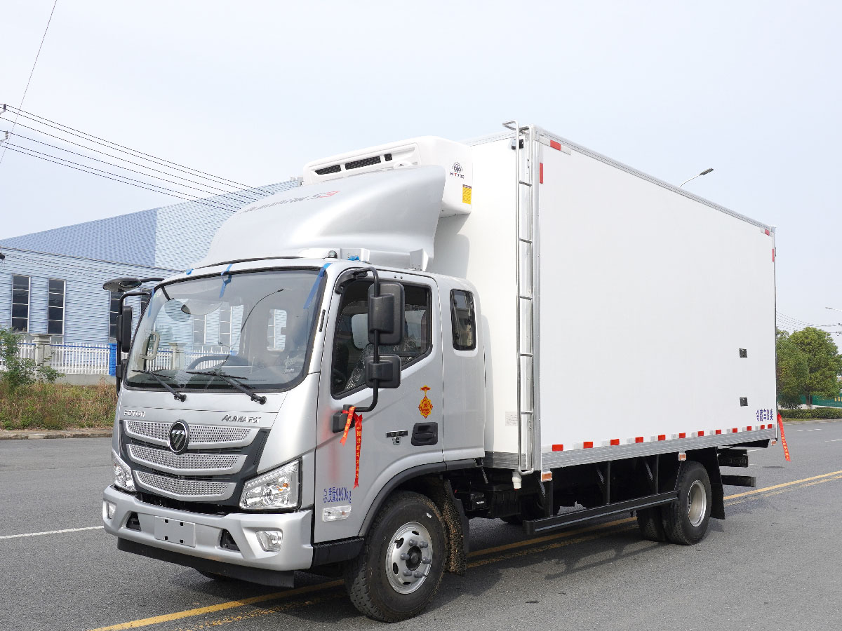 福田歐馬可5.2米冷藏車