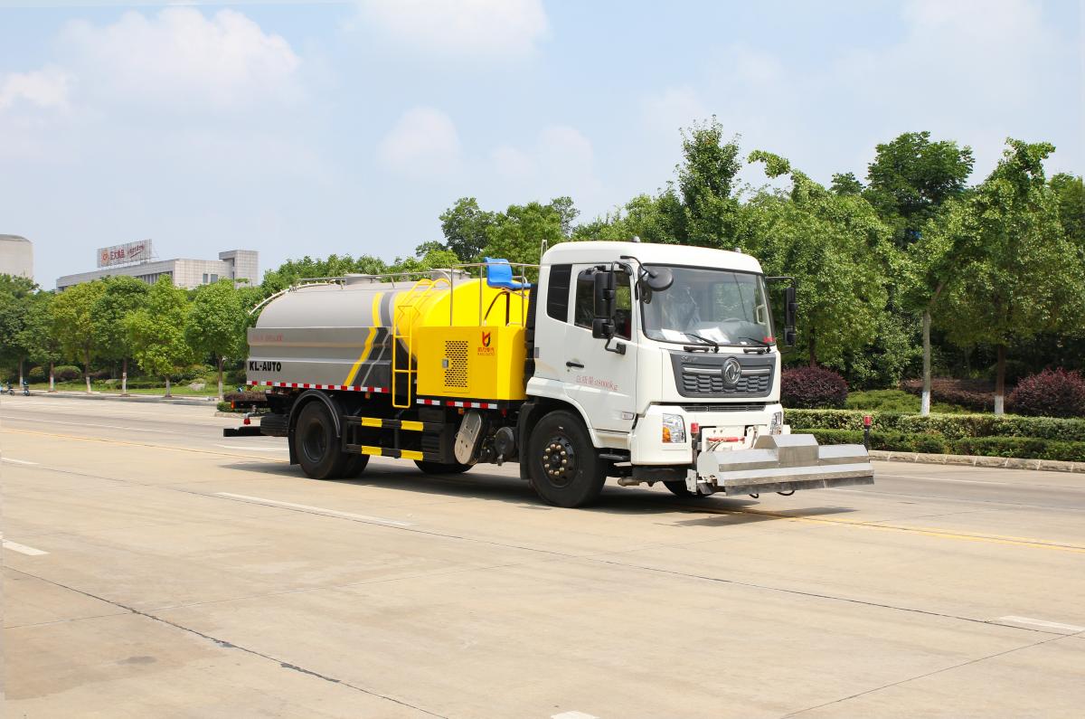 東風天錦道路清洗車