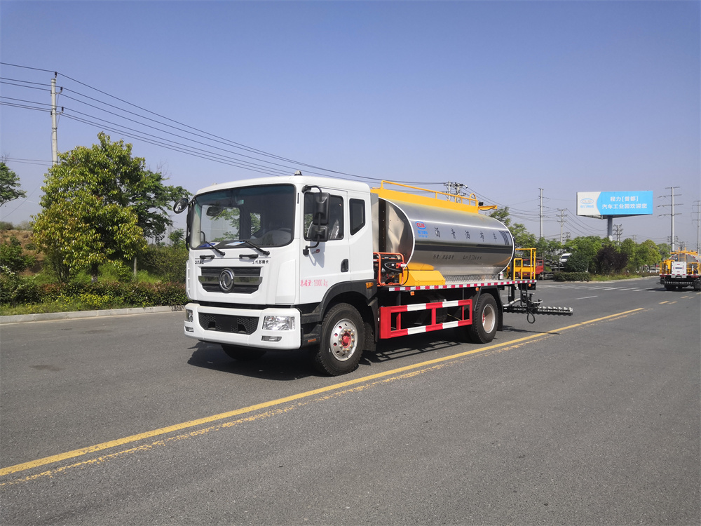 東風多利卡D9智能型瀝青灑布車【11.5立方】